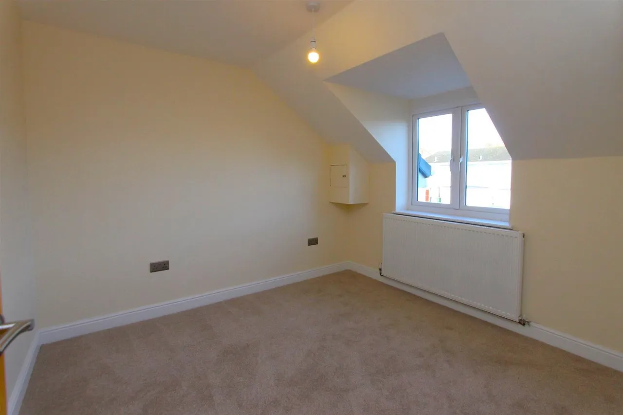 Caledonia, Brierley Hill, photo 7