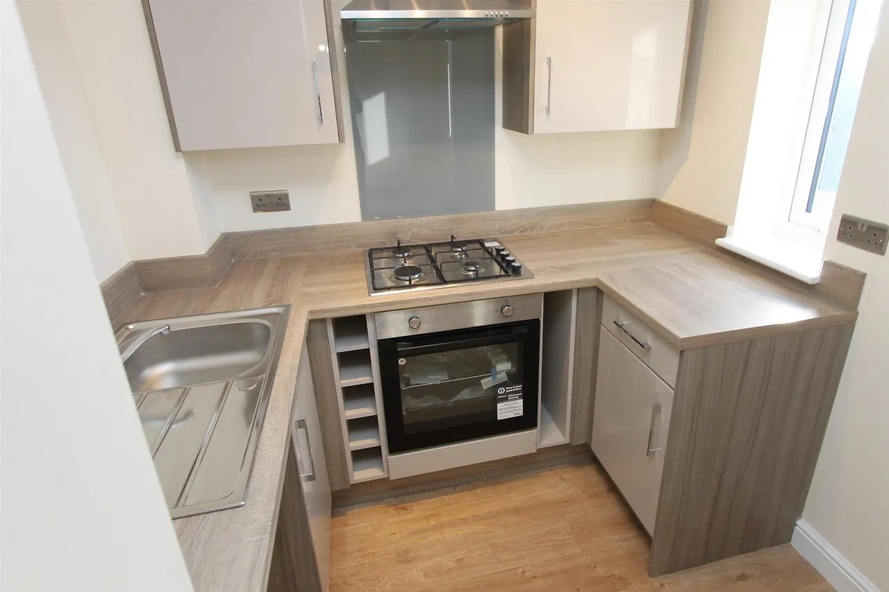 Caledonia, Brierley Hill, photo 4