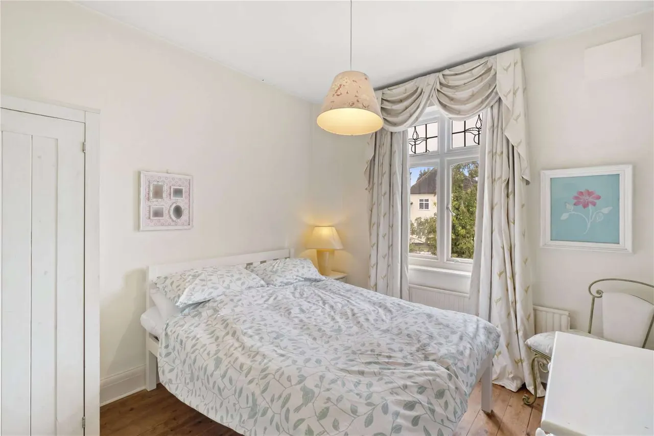 Abbotswood Road, London, United Kingdom, SW16 1AP, photo 8