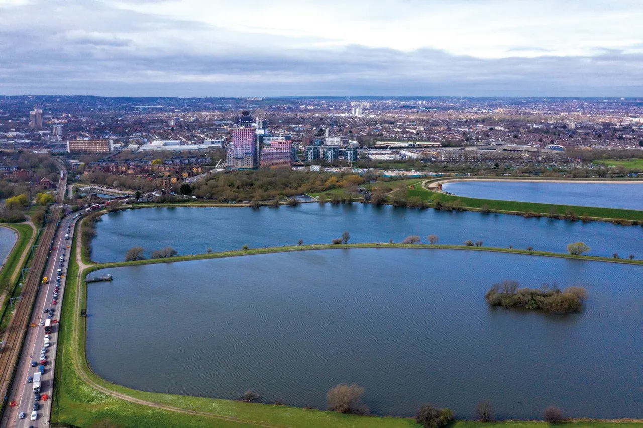 Alder Point, Blackhorse View, E17, photo 11