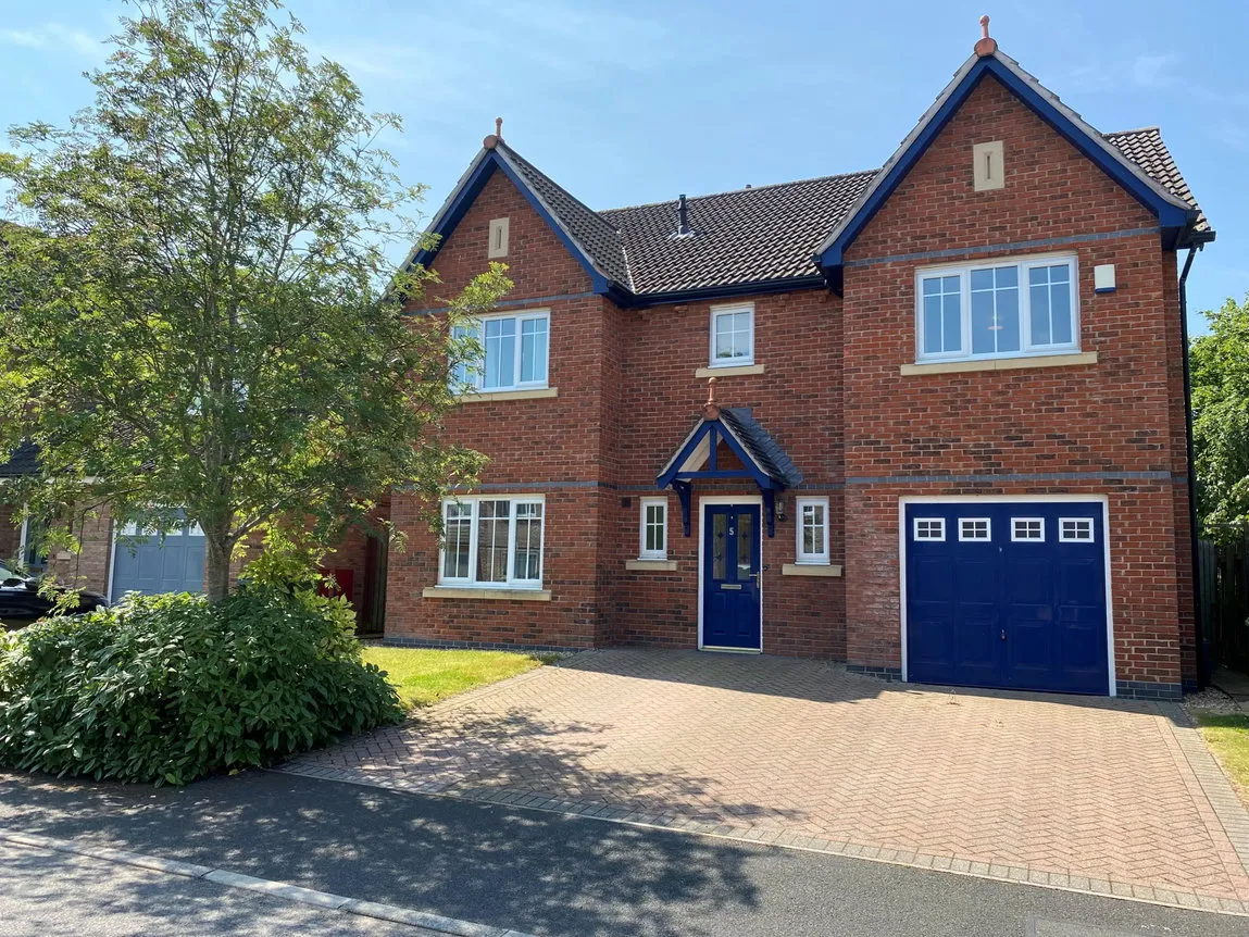 4 bed house for sale — Parkland Drive, Carlisle, CA1 3GP
