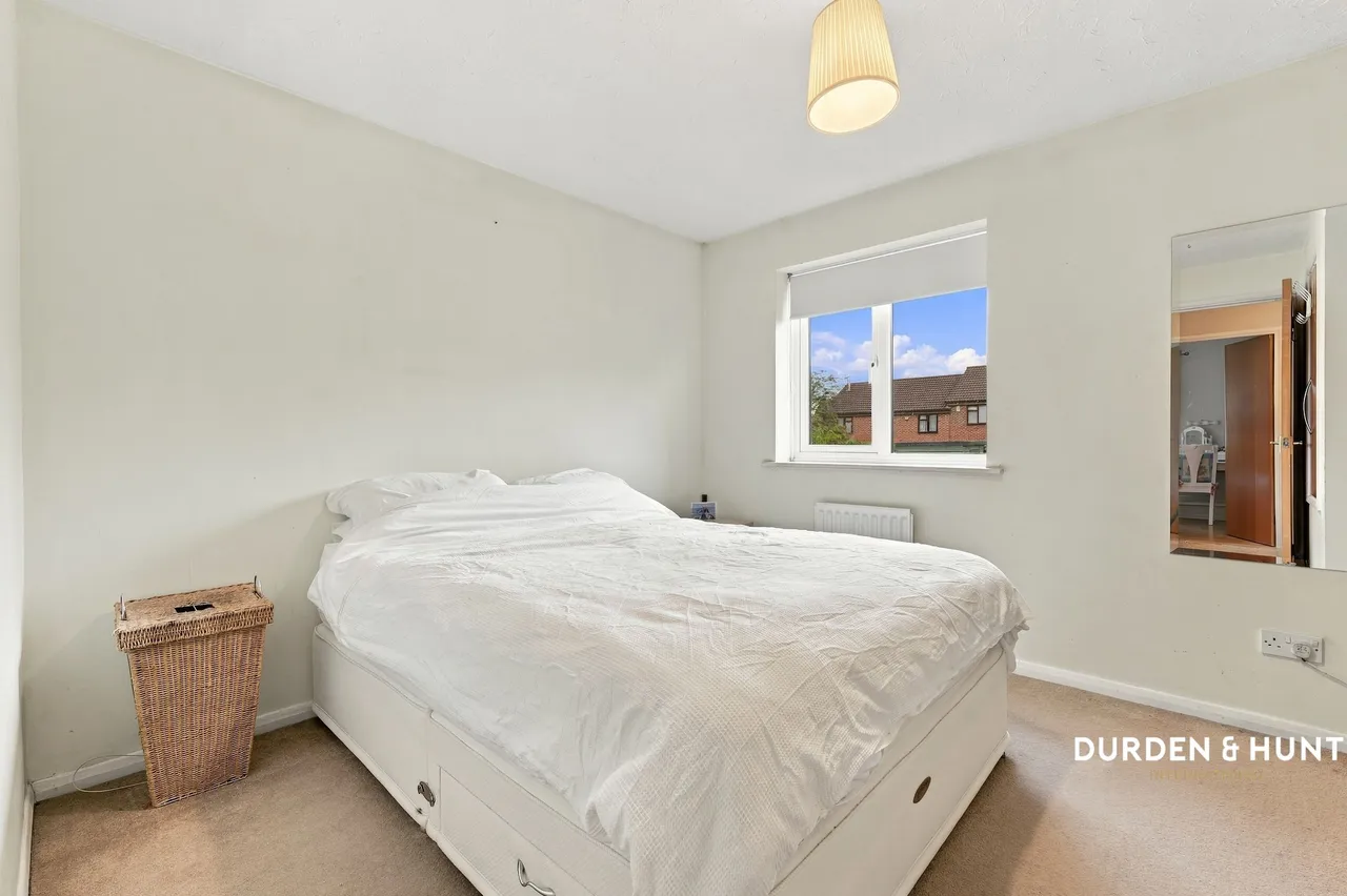 Alderwood Close, Abridge, RM4, photo 9