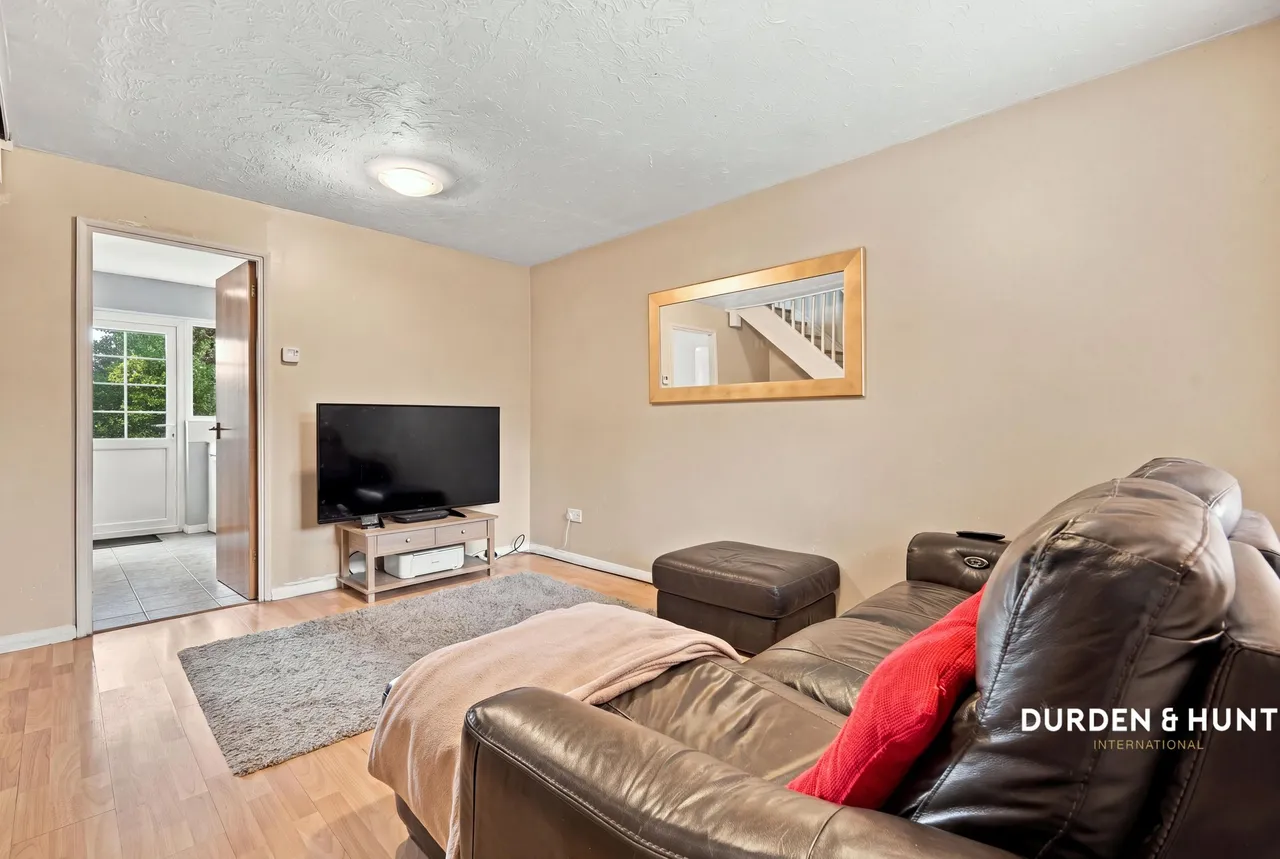 Alderwood Close, Abridge, RM4, photo 4