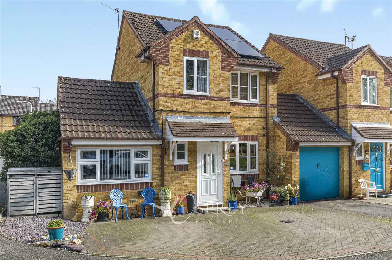 3 bed house for sale, Springfield Way, Oakham, LE15
