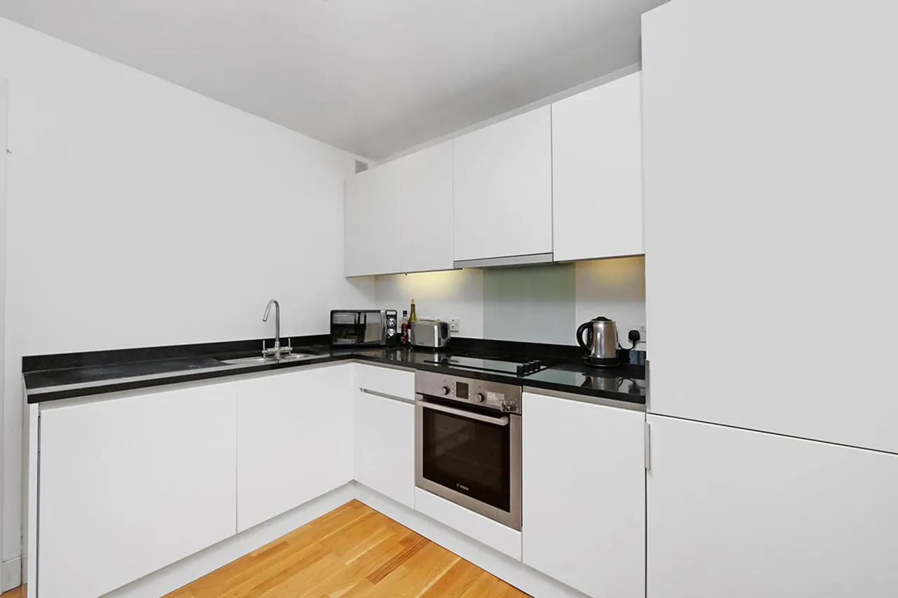Flat 315, Adelaide Wharf, 120 Queensbridge Road, London, photo 3