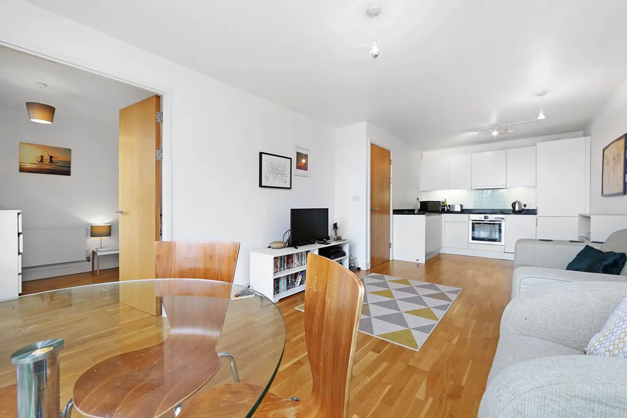 Flat 315, Adelaide Wharf, 120 Queensbridge Road, London, photo 8