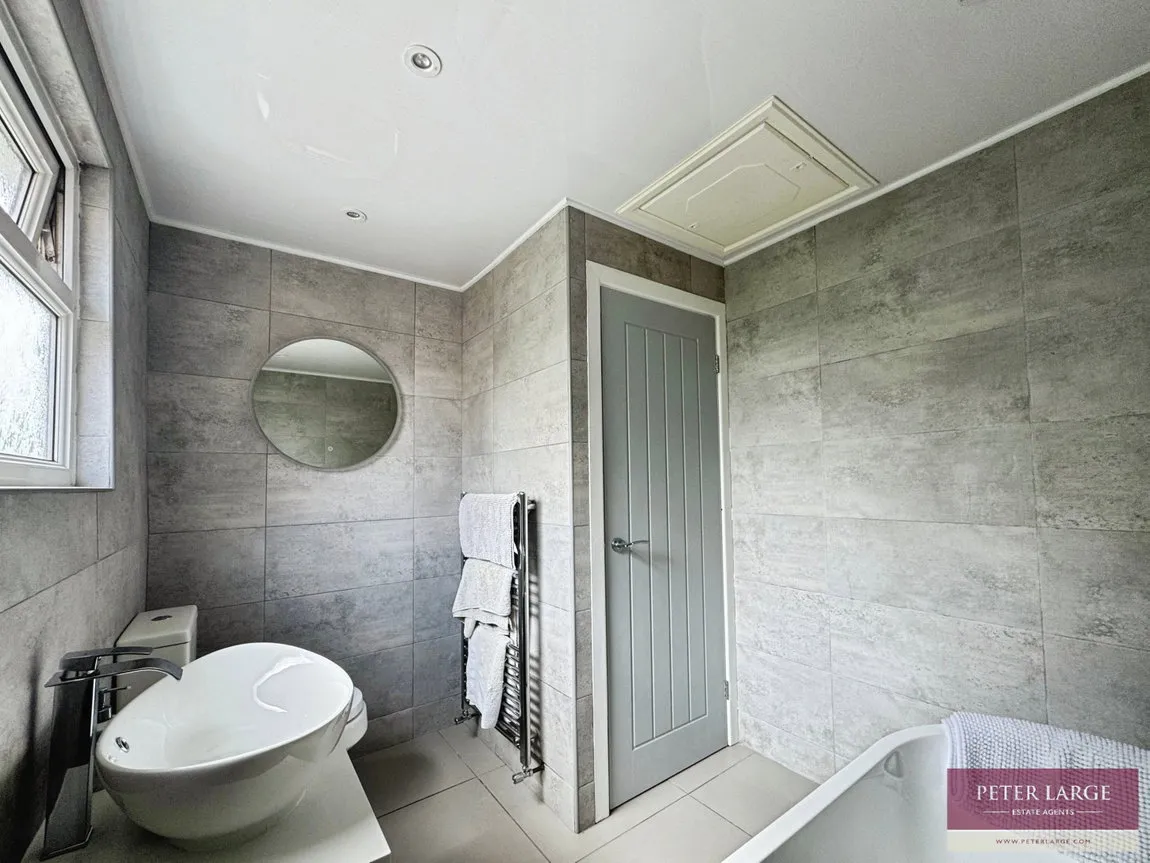 Vicarage Lane, Rhuddlan, Denbighshire, LL18 2UF, photo 16