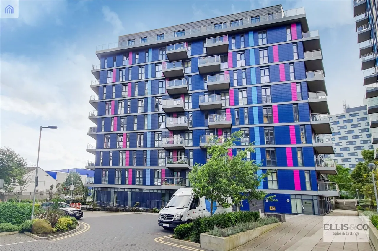 Hatton Road, Wembley, HA0, photo 8