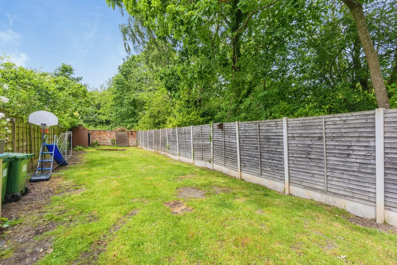 Duncombe Close, Stockport, SK7, photo 13