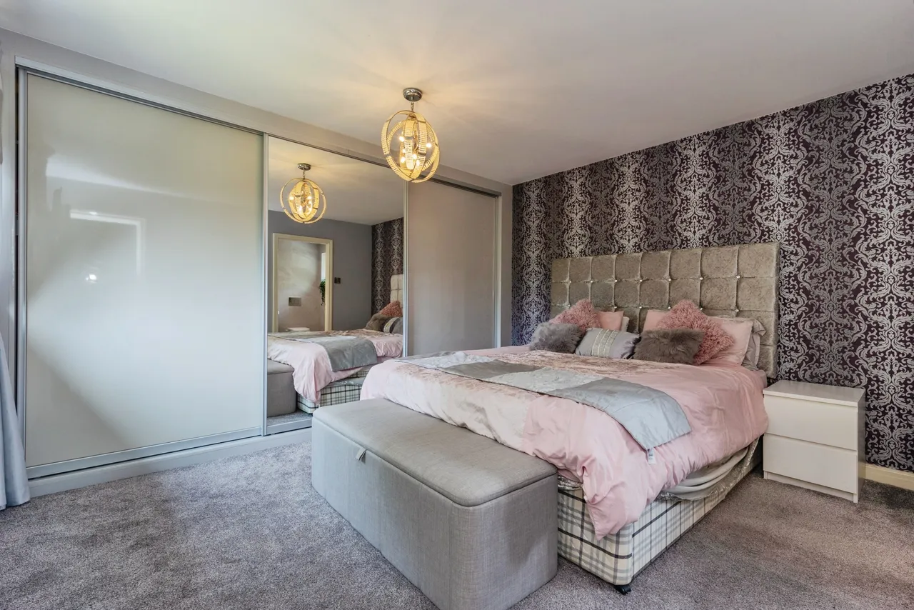 Duncombe Close, Stockport, SK7, photo 8