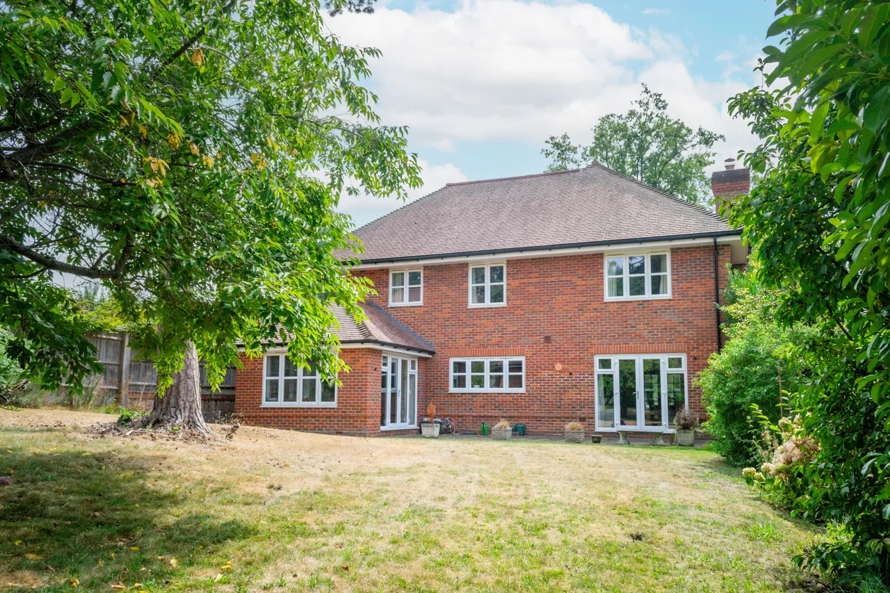 Ortman Close, Gerrards Cross, SL9, photo 2