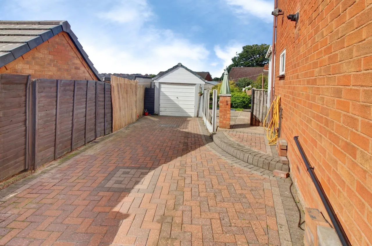 Peel Drive, Cannock, WS12, photo 14