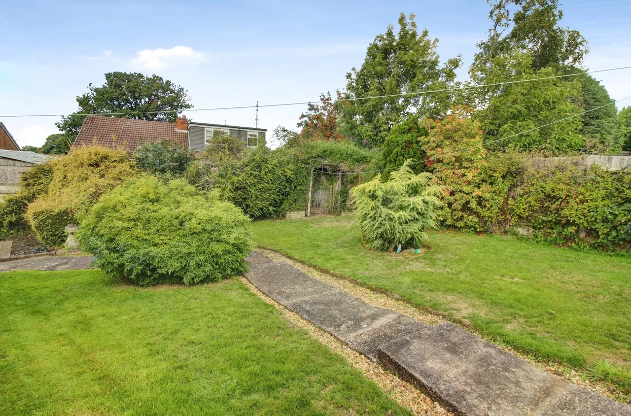 Peel Drive, Cannock, WS12, photo 12