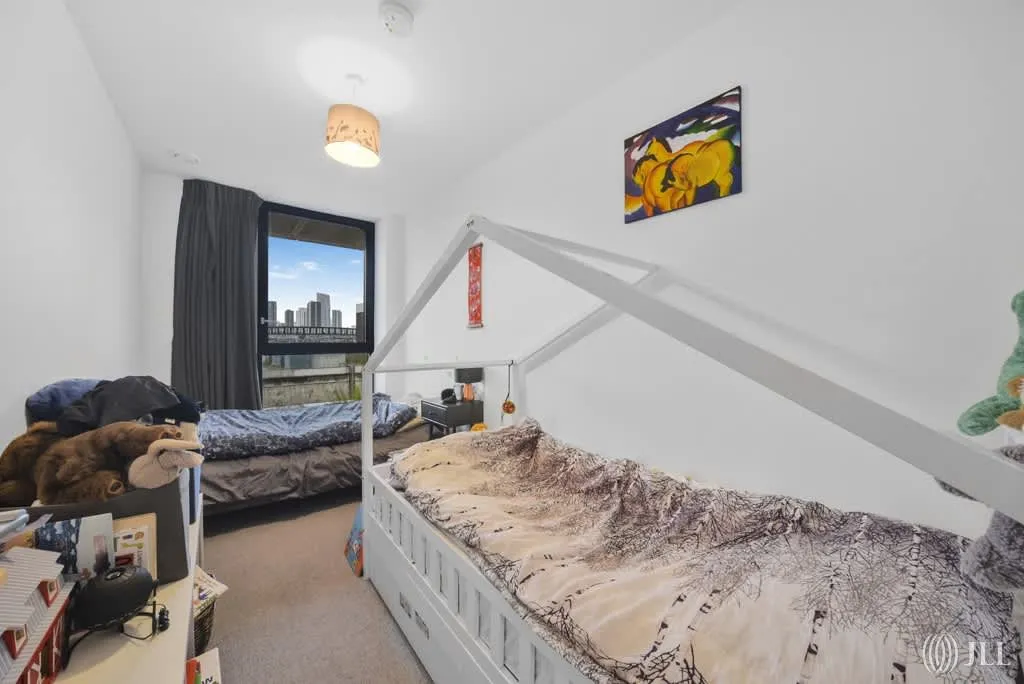 Forrester Way, London, E15, photo 12