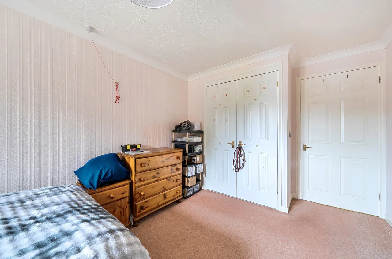 Upper Gordon Road, Camberley, Surrey, GU15 2HE, photo 9