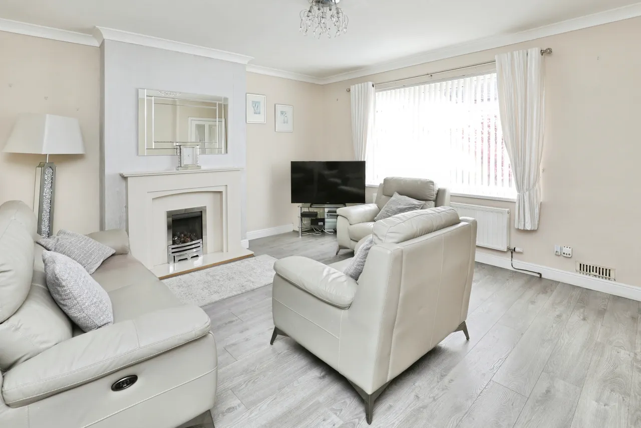 Roberts Drive, Bootle, photo 5