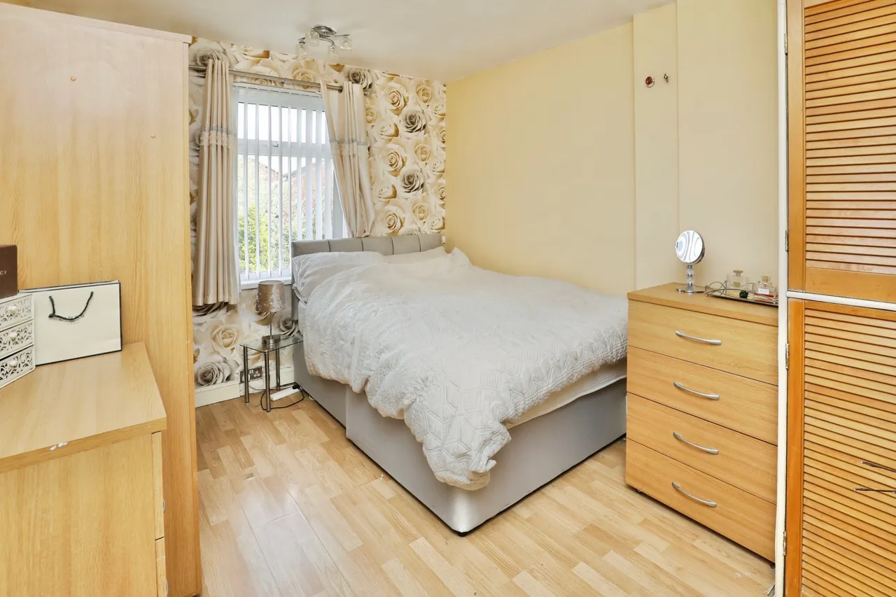 Roberts Drive, Bootle, photo 11