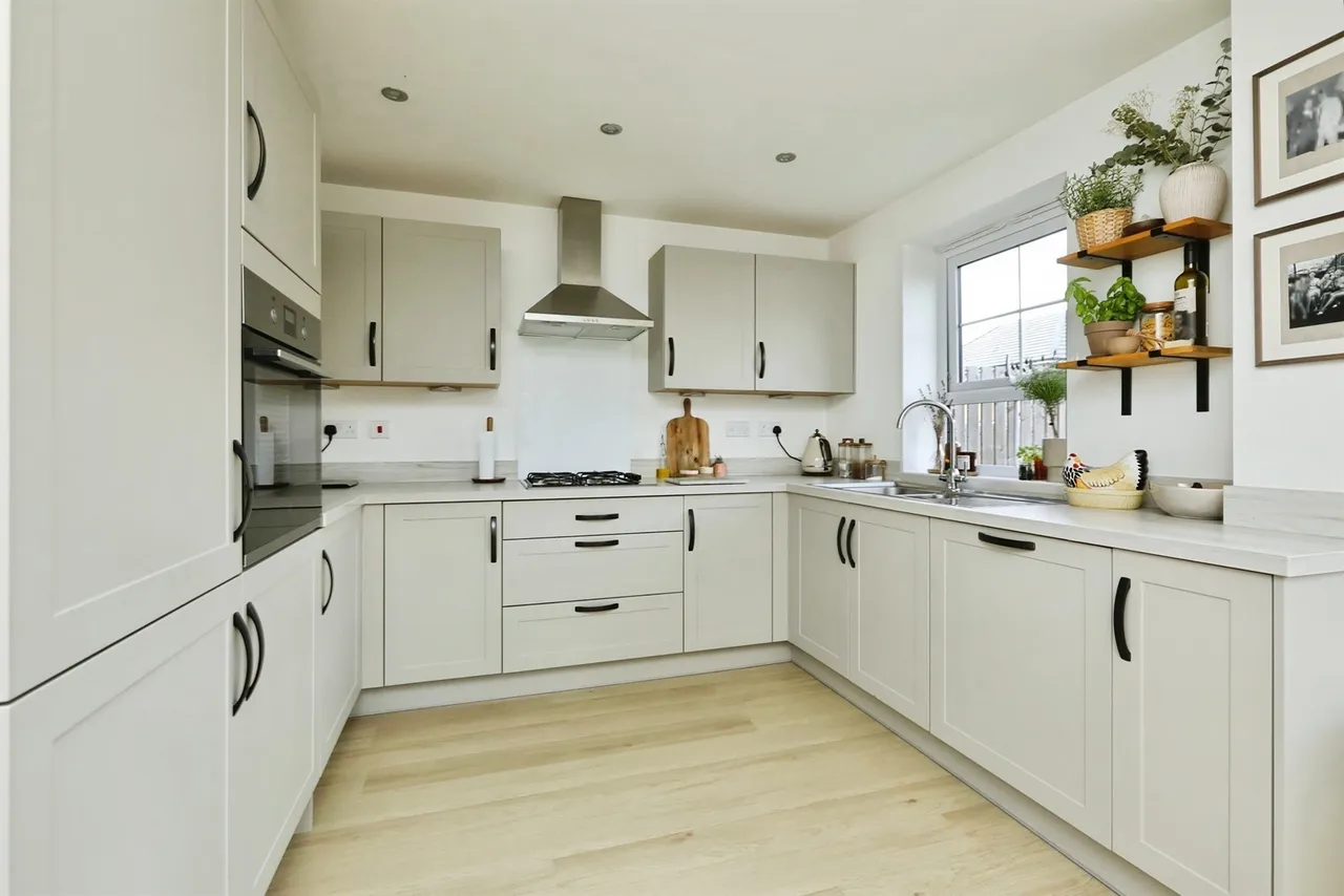 Davy Road, New Rossington, DN11, photo 7