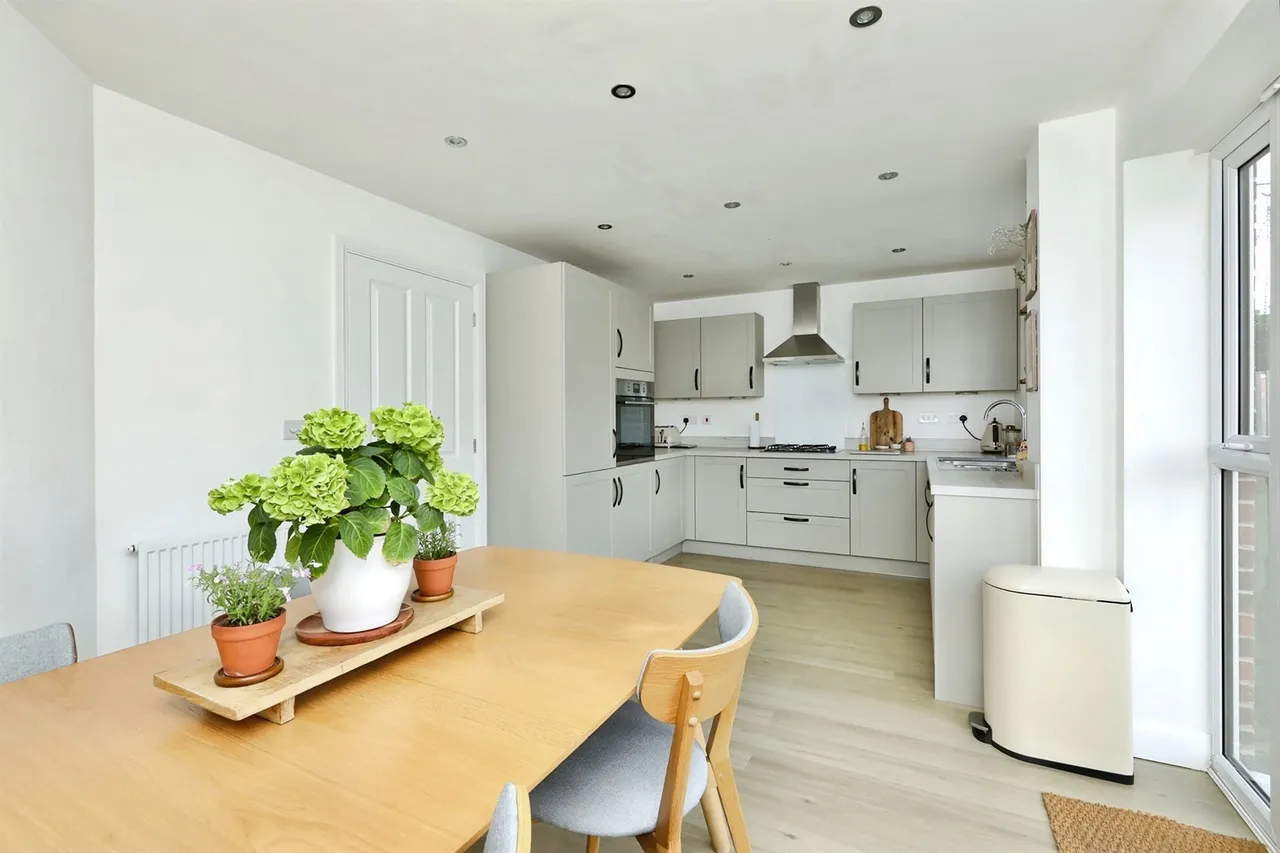 Davy Road, New Rossington, DN11, photo 5