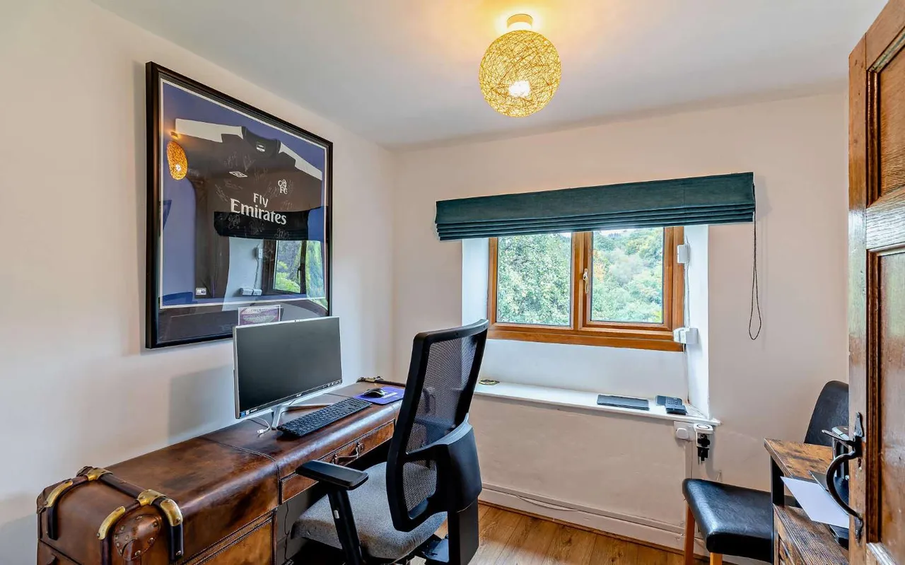 Pen-y-Garnedd, Llanrhaeadr Ym Mochnant, Oswestry, Powys, SY10 0AS, photo 11