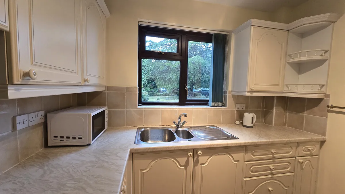 Summerlands Lodge, Orpington, BR6, photo 9