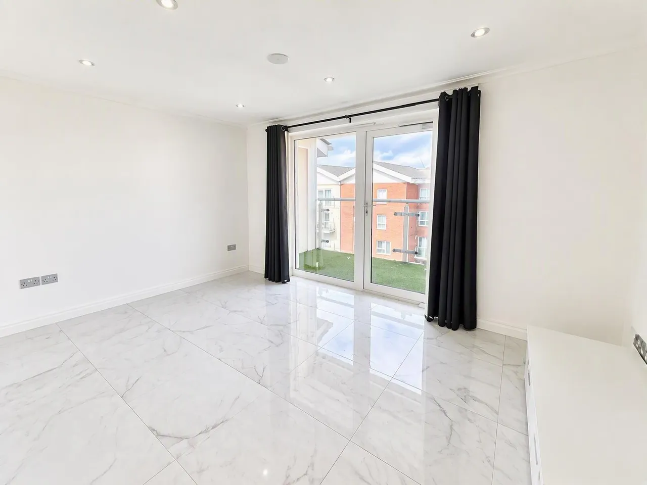 Judkin Court, Heol Tredwen, CF10, photo 4