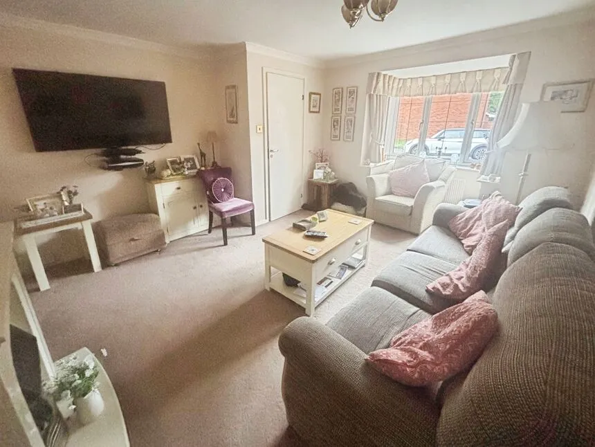 Collett Road, Perton, Staffordshire, WV6, photo 4