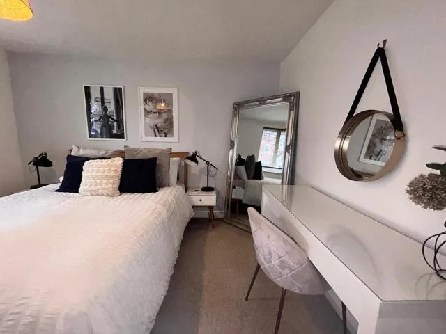 Gould Close, Newbury, RG14, photo 6