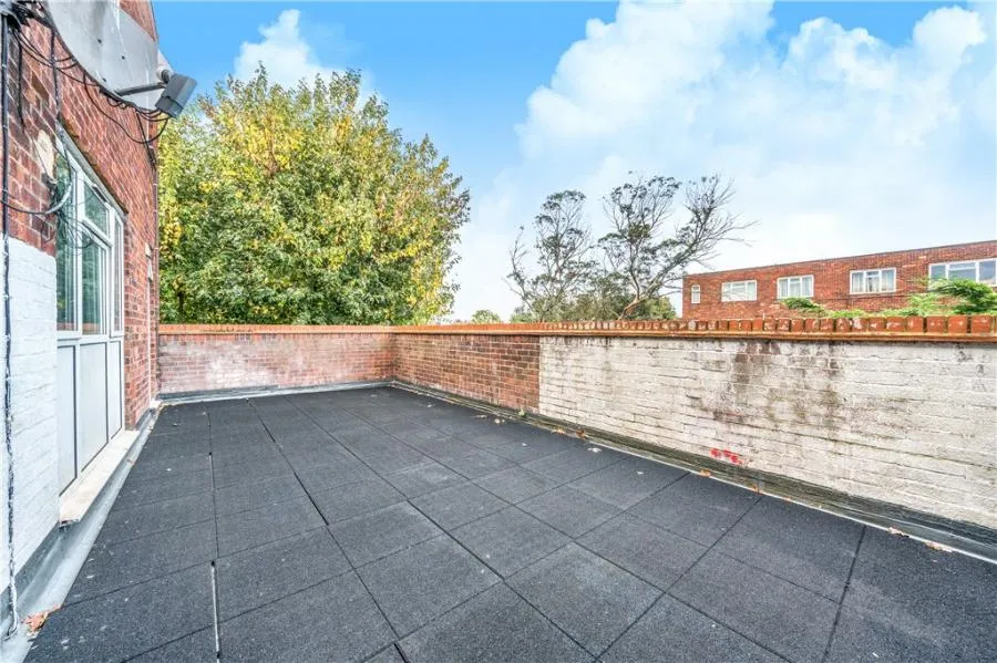 Reculver Mews, London, N18, photo 4