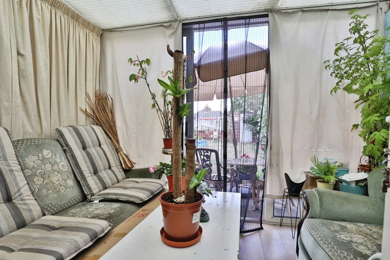 Ringwood Road, Poole, BH12, photo 6