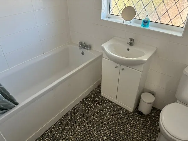 Thorndike Road, SO16, photo 9
