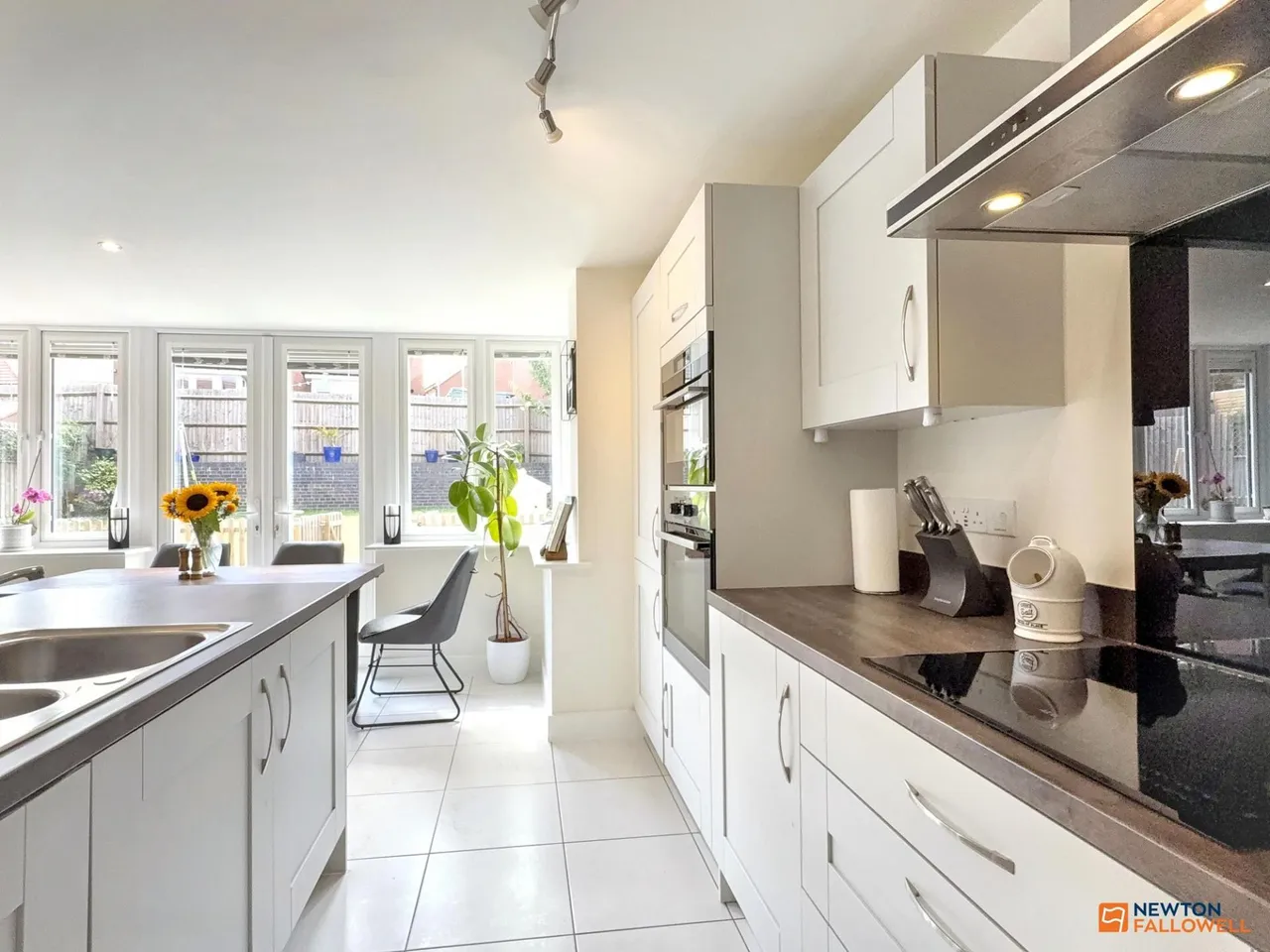 Emmerson Avenue, Hugglescote, LE67, photo 9