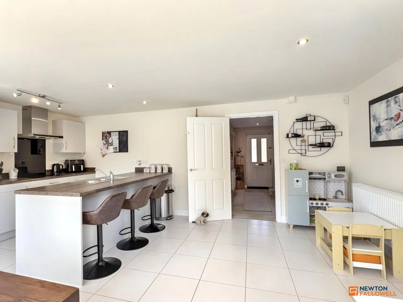Emmerson Avenue, Hugglescote, LE67, photo 11