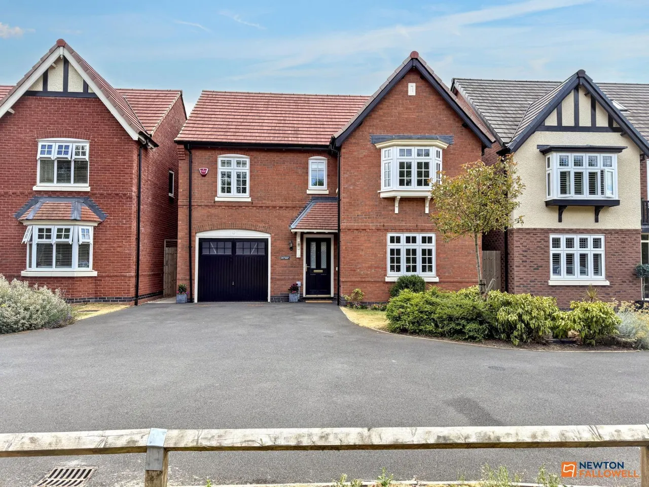 4 bed house for sale, Emmerson Avenue, Hugglescote, LE67