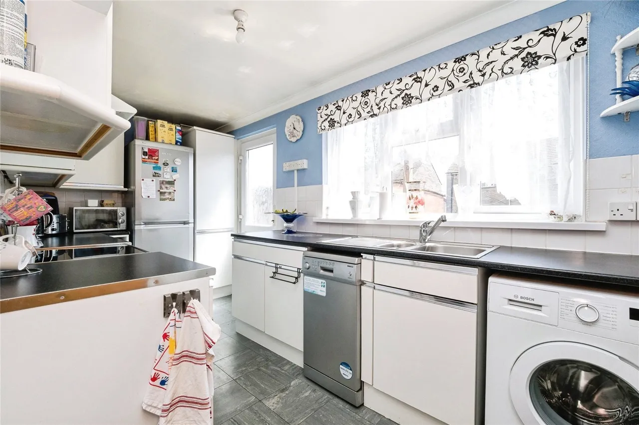 Dacre Crescent, Aveley, South Ockendon, Essex, RM15, photo 16