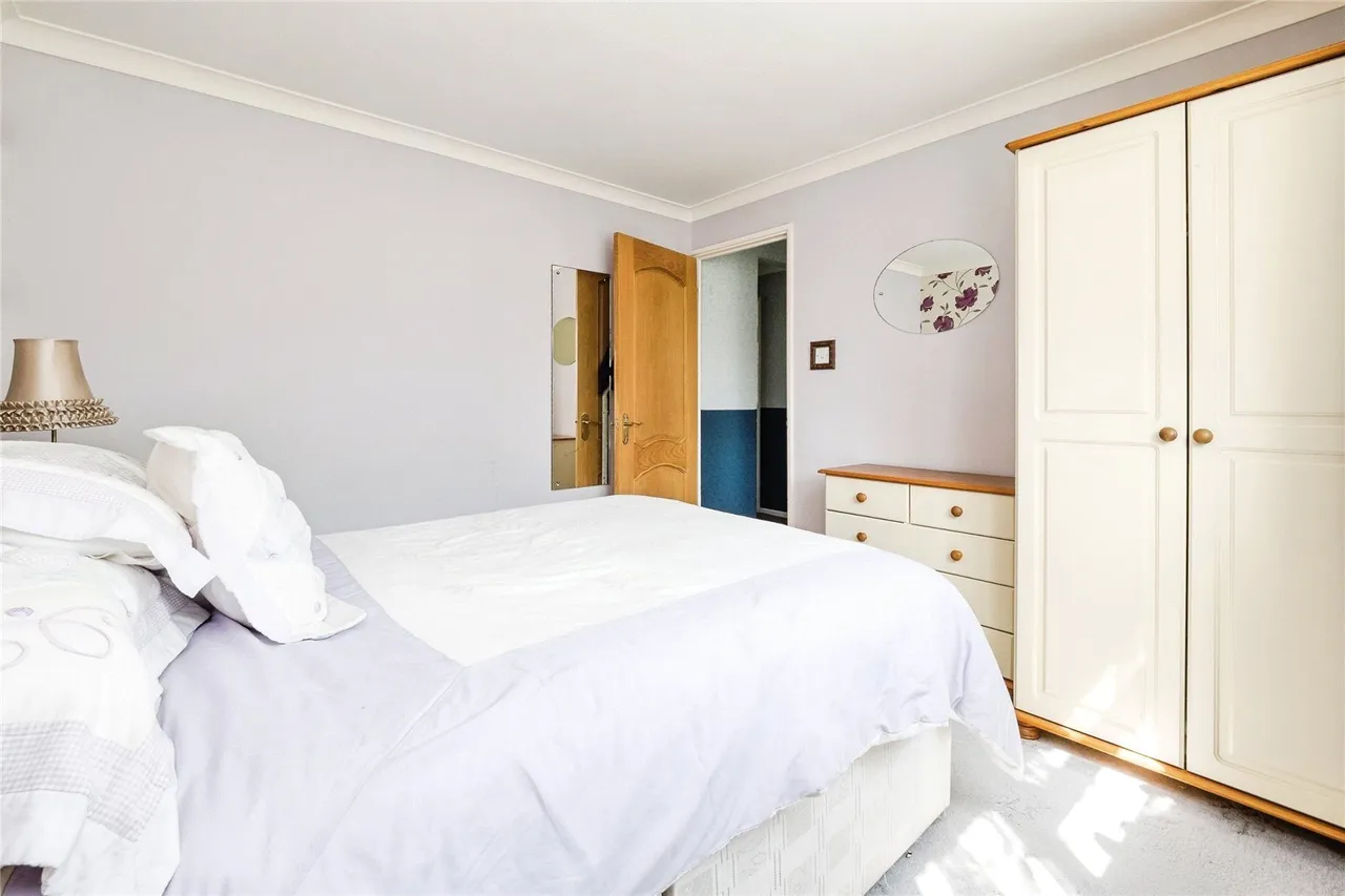 Dacre Crescent, Aveley, South Ockendon, Essex, RM15, photo 14