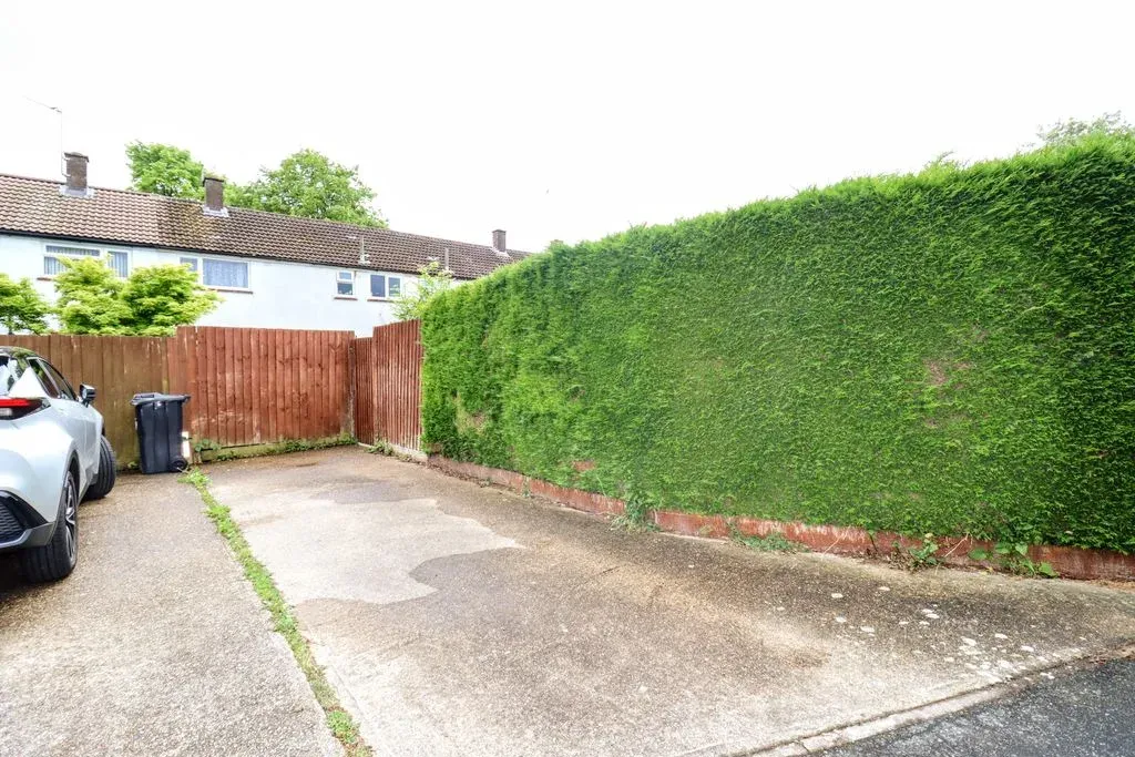 Whaddon Way, Bletchley, Milton Keynes, Buckinghamshire, MK3 7DY, photo 6