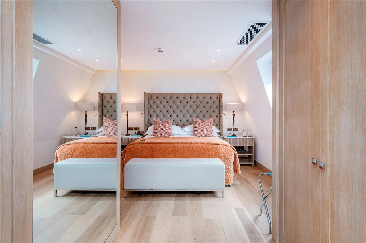 Welbeck Street, Marylebone, W1G, photo 9