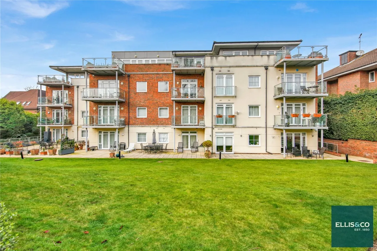 Hendon Lane, Finchley, N3, photo 20