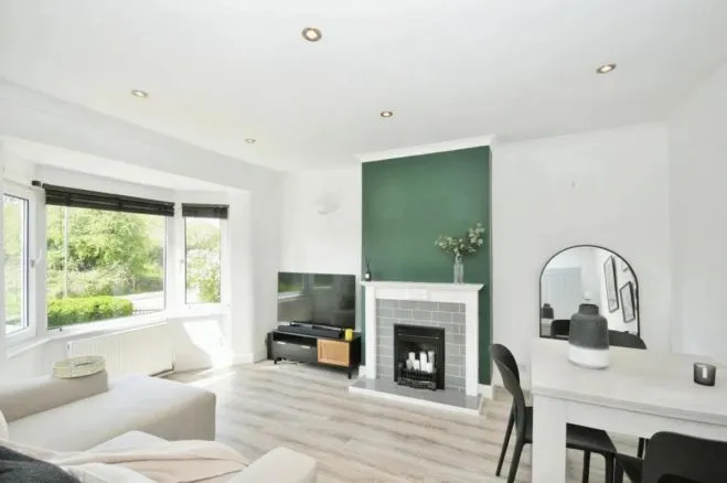 2 bed flat for sale, Slades Drive, Chislehurst, BR7