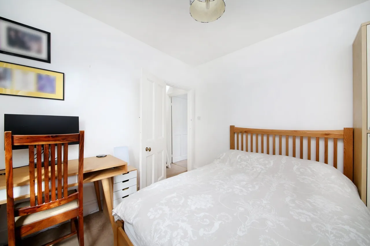 Strath Terrace, London, SW11, photo 9