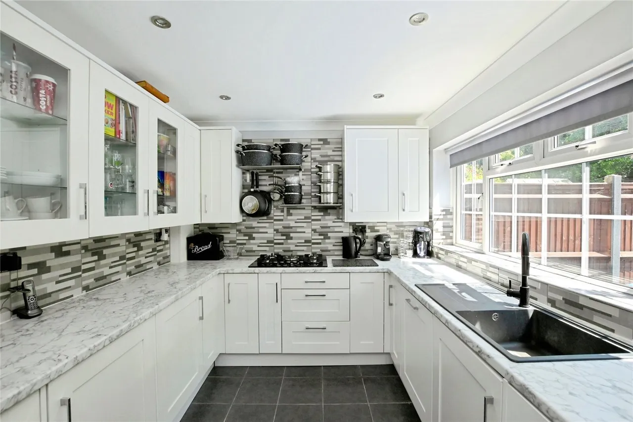 Murray Road, Waterlooville, PO8, photo 2