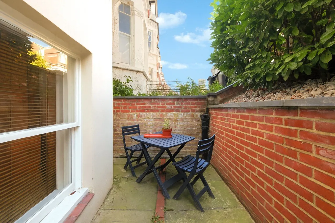 Inglewood Road, West Hampstead, London, NW6, photo 5