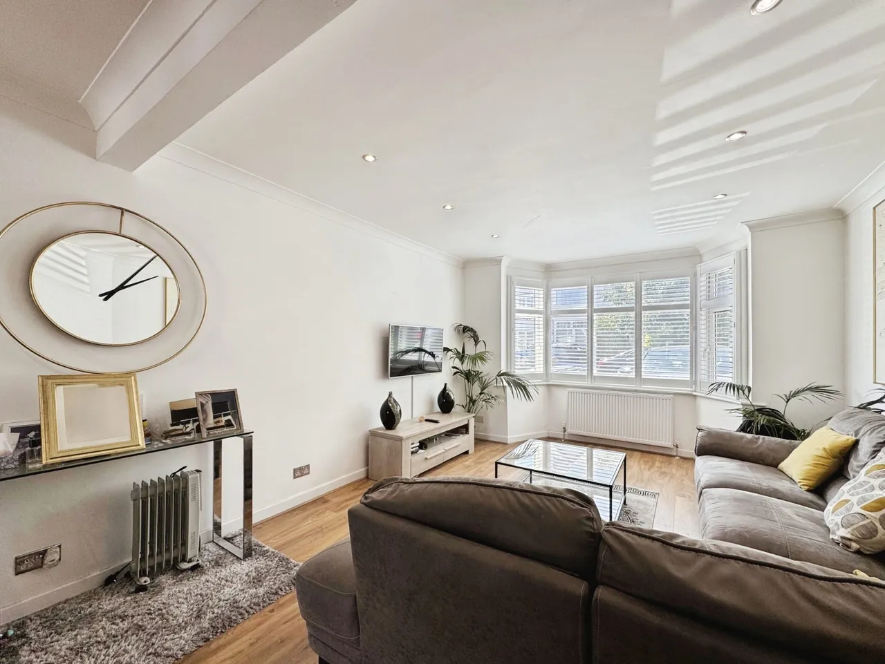 Alexandra Road, London, NW4, photo 7