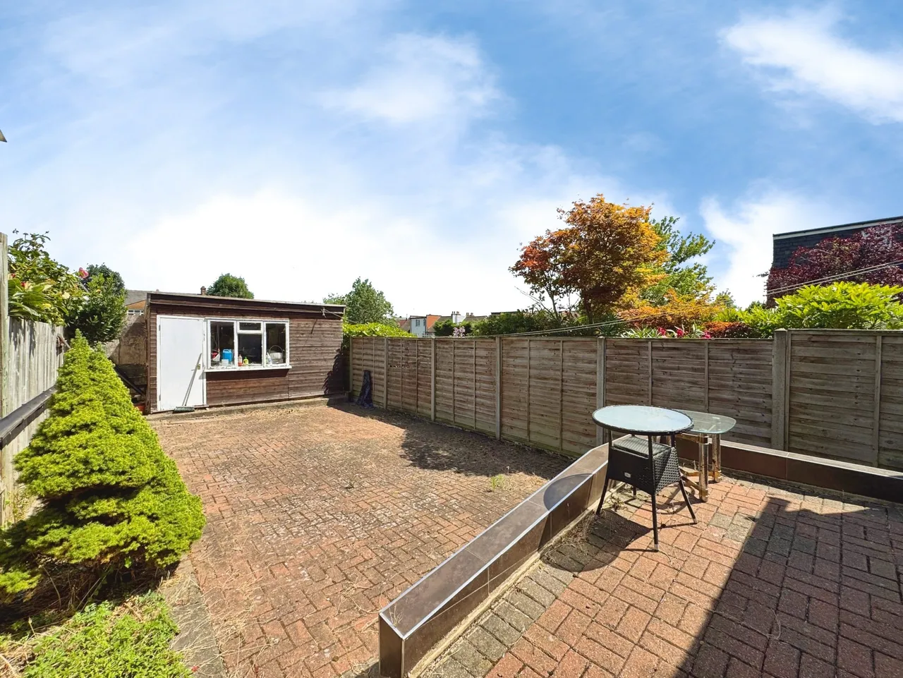 Alexandra Road, London, NW4, photo 6