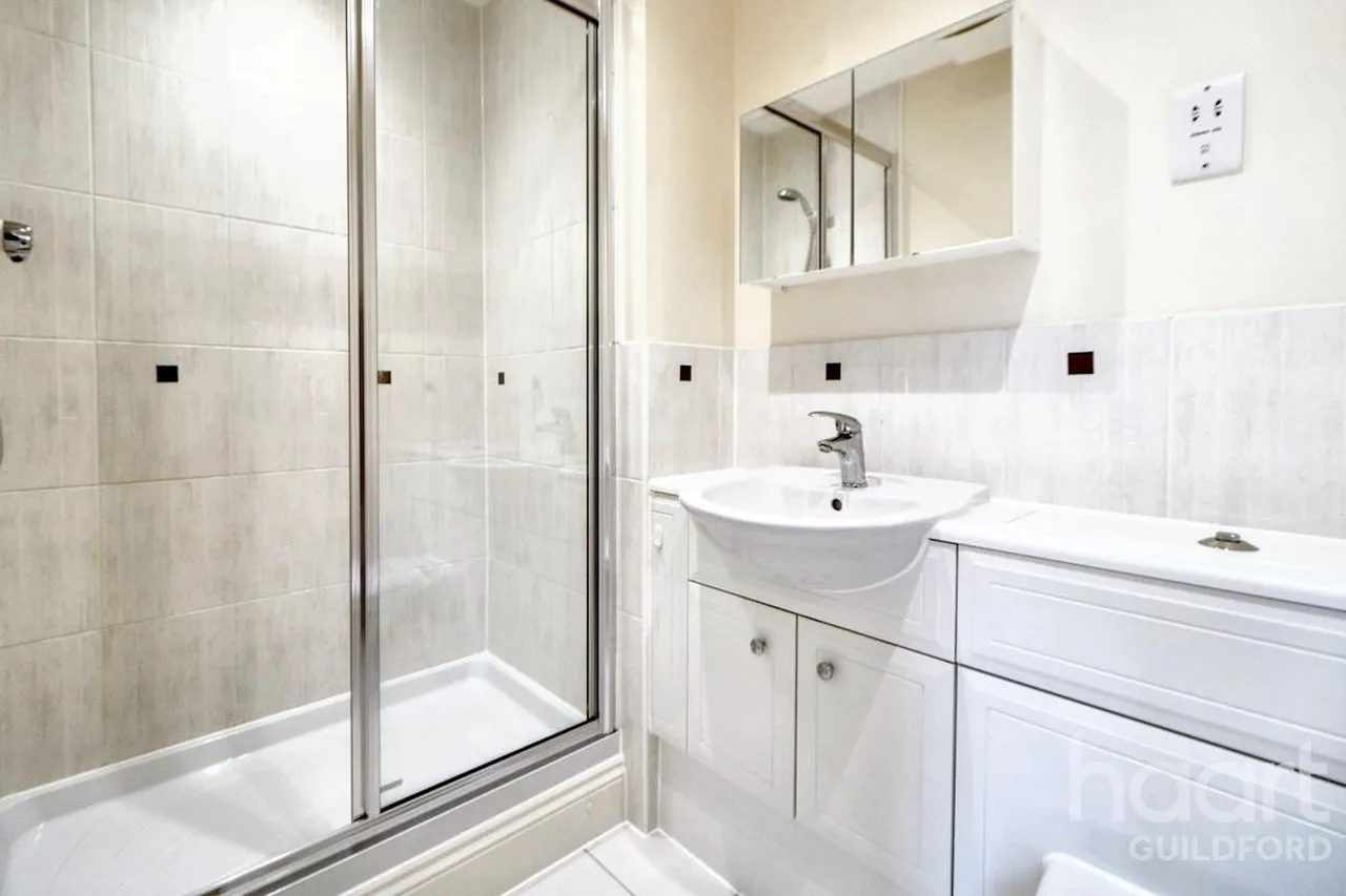 Franklin Court, Godalming, GU8, photo 8