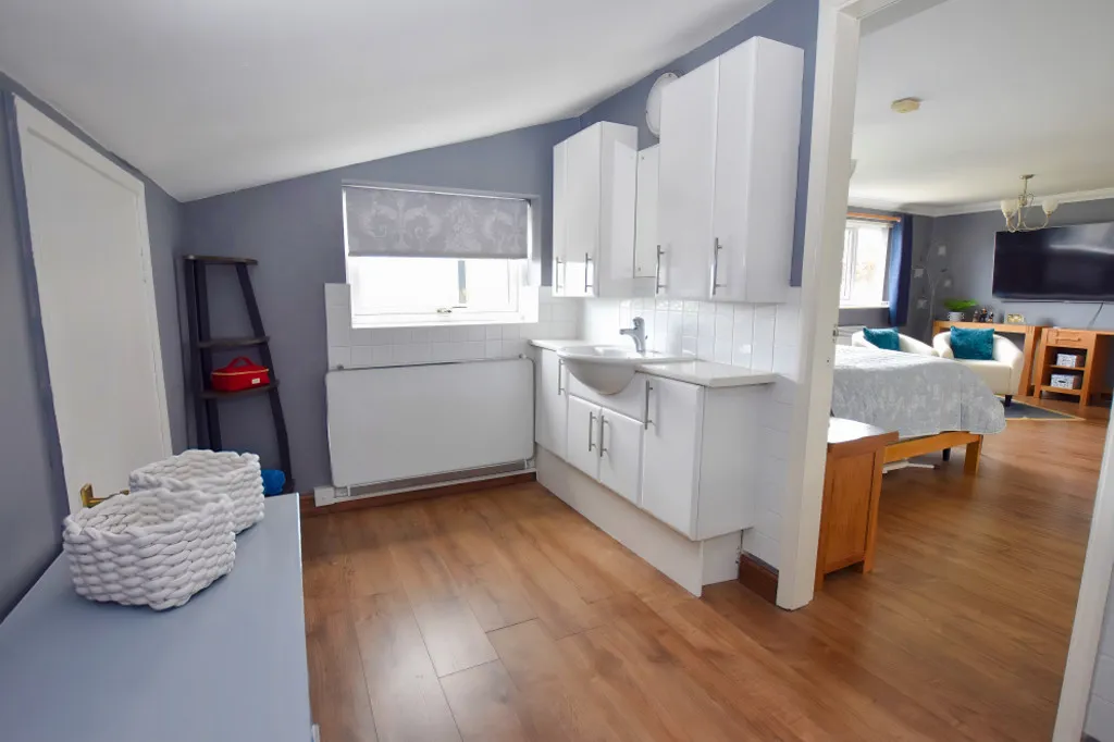 Sovereign Lane, Ashley, photo 16