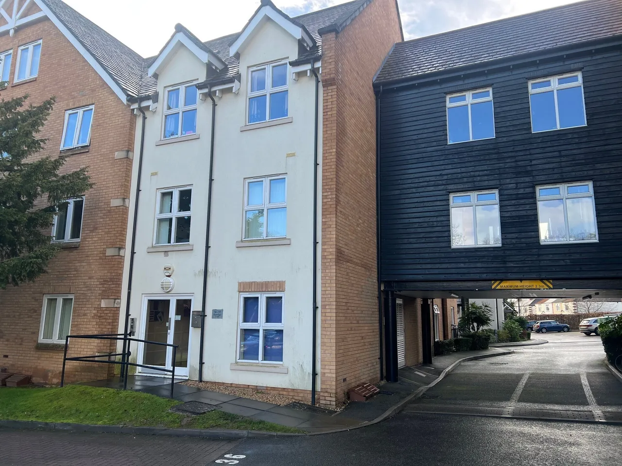 Honeywell Close, Oadby, LE2, photo 2
