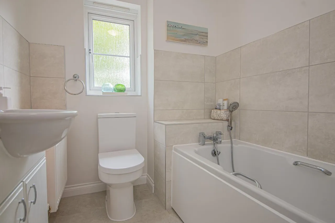 White Tree Close, Fair Oak, Eastleigh, SO50 7FE, photo 22