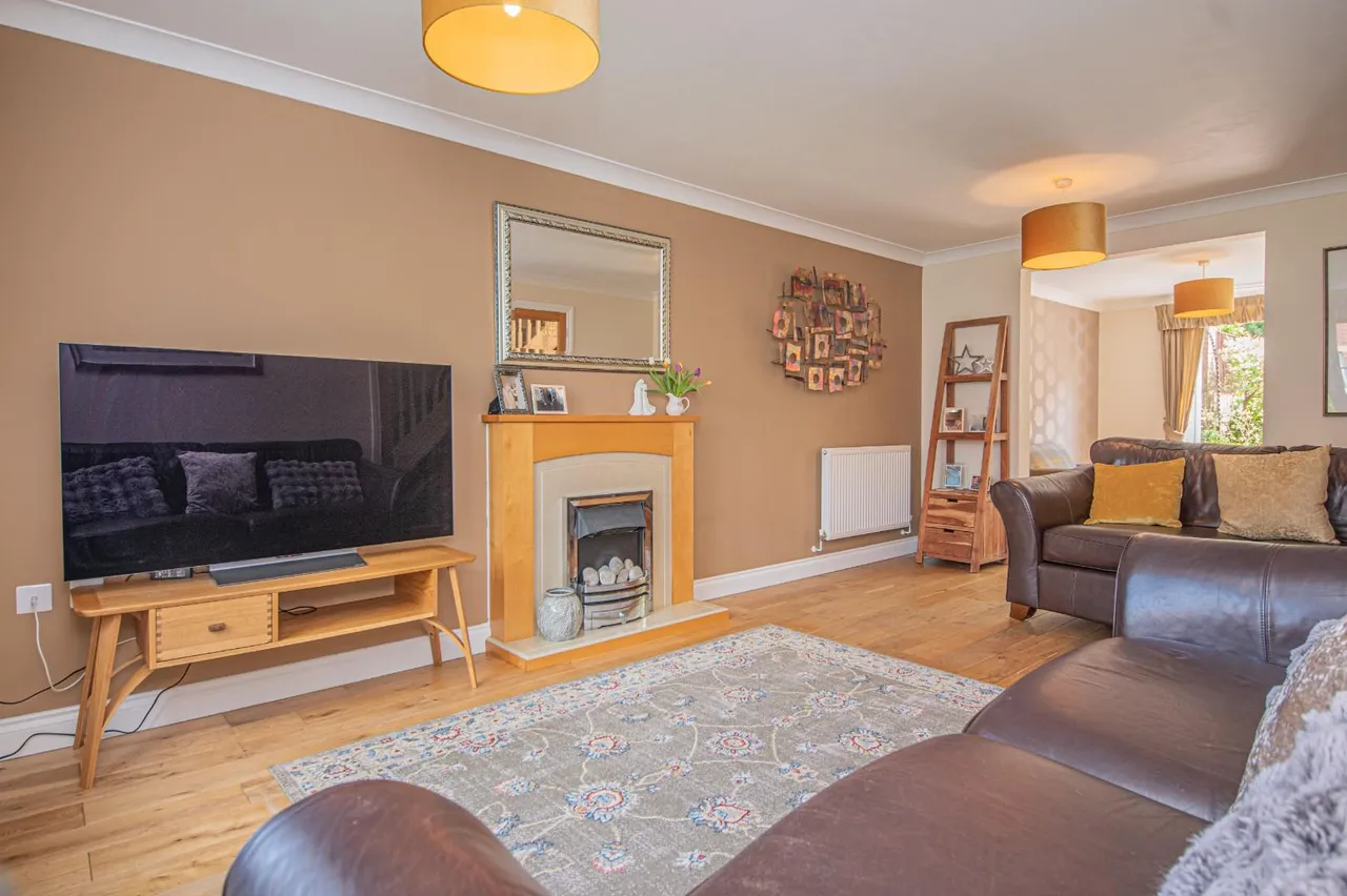 White Tree Close, Fair Oak, Eastleigh, SO50 7FE, photo 3
